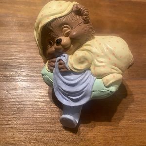 Vintage Hallmark stocking hanger sleepy bear holiday Christmas decor